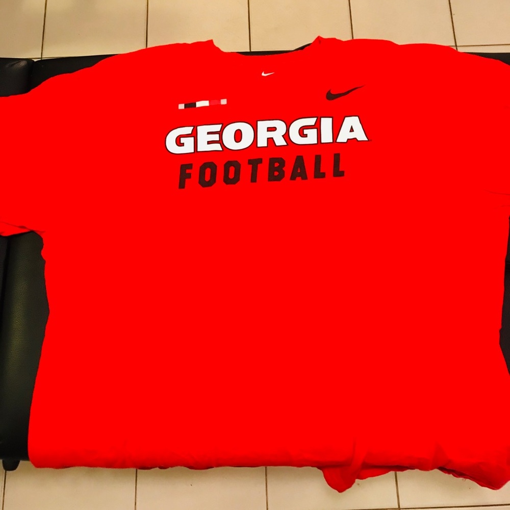 Authentic UGA football t shirt